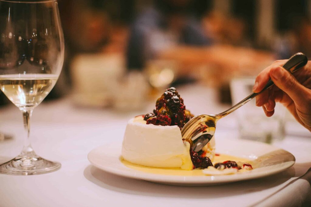 Lamont's Signature Pavlova epicurean experience
